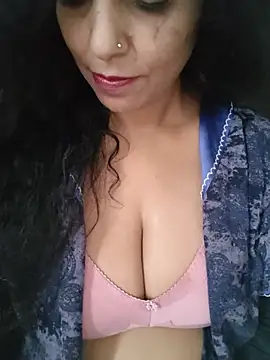 Deepa Sharma143 online show from 20, 7, 2026