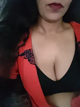 Deepa Sharma143 online show from 21, 7, 2026