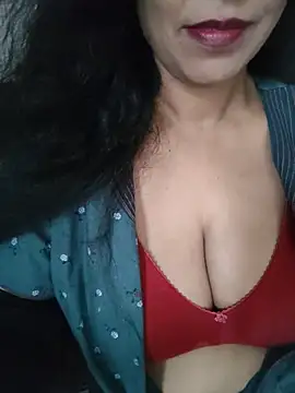 Deepa Sharma143 online show from 6, 8, 2026