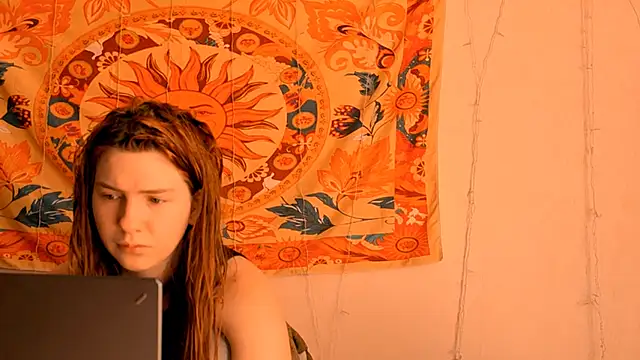 AliceCUNTach online show from 6, 6, 2026