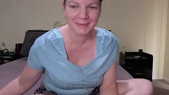 aussiepeaches online show from 9, 2, 2026
