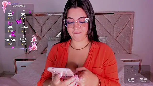lauren bigboobs22 online show from 15, 5, 2026