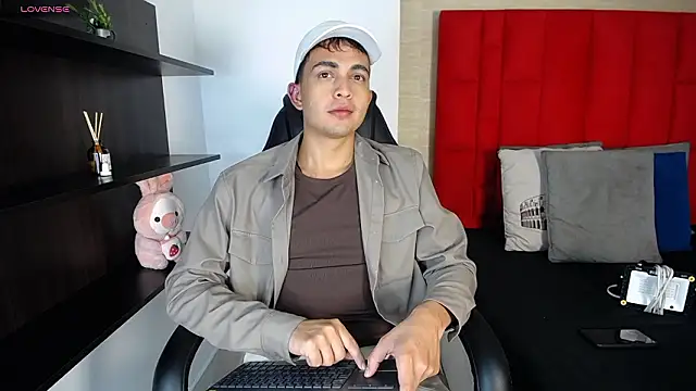 Cady Hot online show from 3, 2, 2026