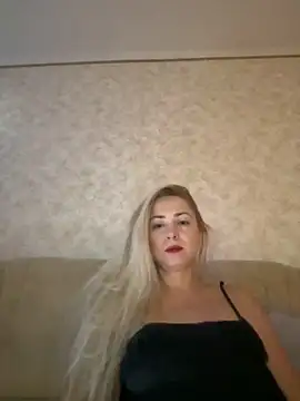 Snapshot of Nikihot__ chatting on 16, 9, 2025 Nikihot online show from 16, 9, 2025