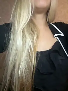 Snapshot of Nikihot__ chatting on 9, 10, 2025 Nikihot online show from 9, 10, 2025