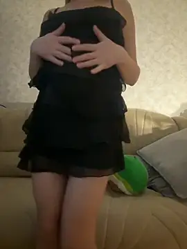 Snapshot of Nikihot__ chatting on 11, 11, 2025 Nikihot online show from 11, 11, 2025