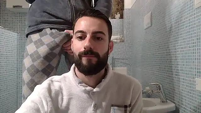 Amicisegreti online show from 12, 2, 2026