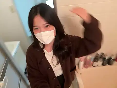 hikiwarinatto xoxo online show from 3, 11, 2025