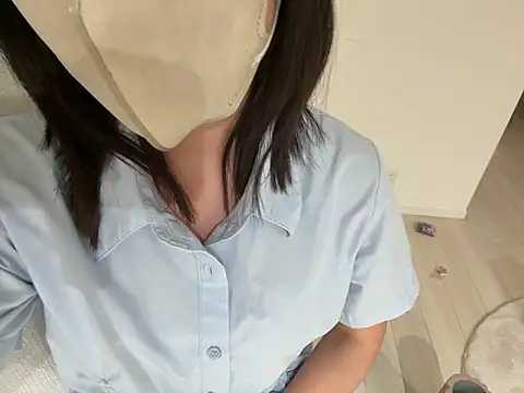 Snapshot of hikiwarinatto_xoxo chatting on 19, 5, 2026 hikiwarinatto xoxo online show from 19, 5, 2026