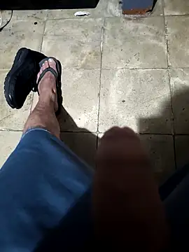 Snapshot of Aaia93 chatting on 15, 9, 2025 Aaia93 online show from 15, 9, 2025