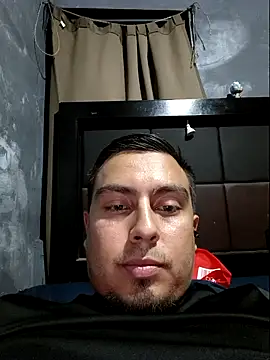 Snapshot of Aaia93 chatting on 29, 11, 2025 Aaia93 online show from 29, 11, 2025