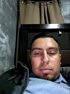 Snapshot of Aaia93 chatting on 30, 11, 2025 Aaia93 online show from 30, 11, 2025