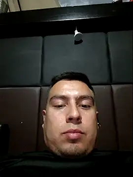 Snapshot of Aaia93 chatting on 22, 12, 2025 Aaia93 online show from 22, 12, 2025