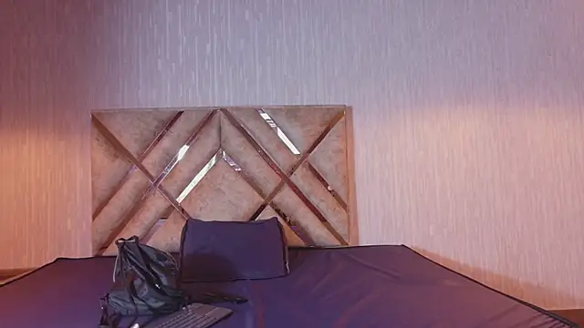 Olivia11  online show from 25, 2, 2026