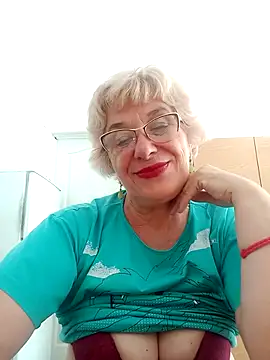 52MiaLove02 online show from 27, 7, 2026