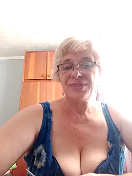 52MiaLove02 online show from 28, 7, 2026