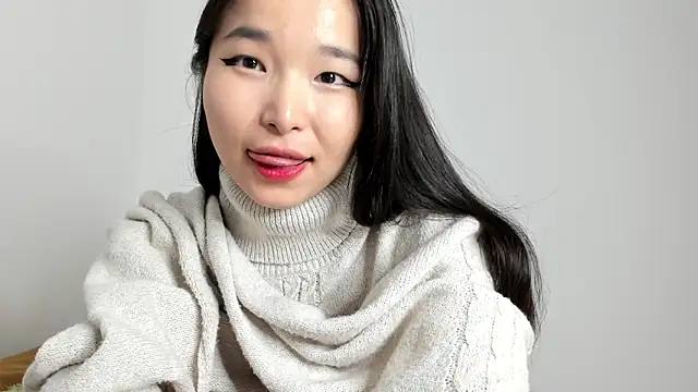 Snapshot of Soyun_Mia chatting on 6, 1, 2026 Soyun Mia online show from 6, 1, 2026