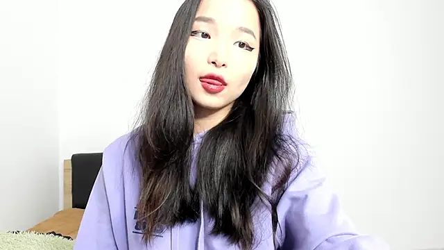 Snapshot of Soyun_Mia chatting on 10, 2, 2026 Soyun Mia online show from 10, 2, 2026