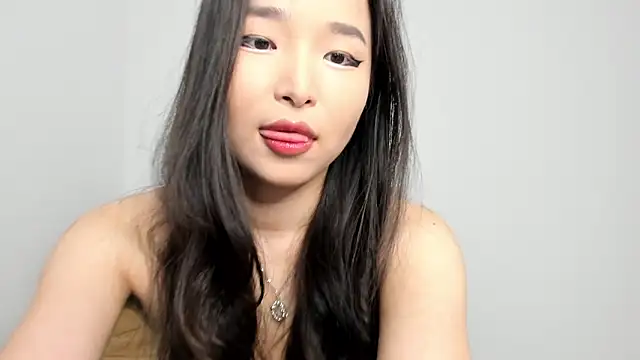 Snapshot of Soyun_Mia chatting on 17, 2, 2026 Soyun Mia online show from 17, 2, 2026