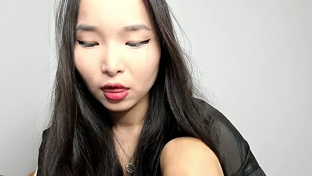 Snapshot of Soyun_Mia chatting on 22, 2, 2026 Soyun Mia online show from 22, 2, 2026