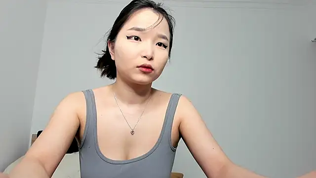 Soyun Mia online show from 27, 6, 2026