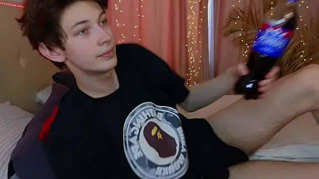 Snapshot of _Den1s_ chatting on 7, 3, 2026 Den1s online show from 7, 3, 2026