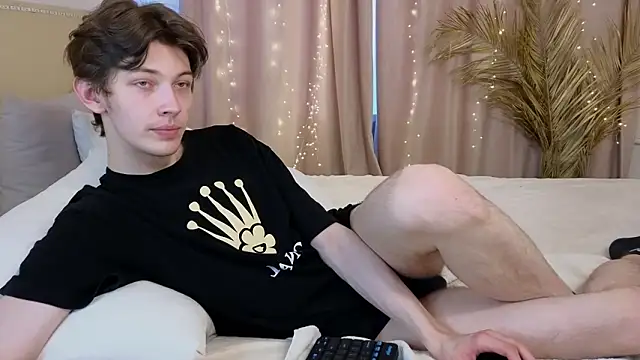 Snapshot of _Den1s_ chatting on 18, 3, 2026 Den1s online show from 18, 3, 2026