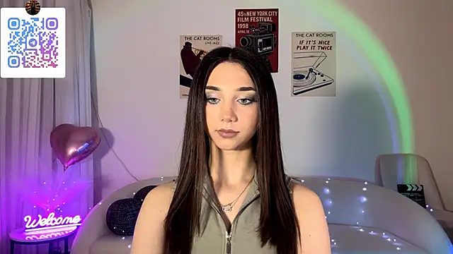 LinaMour online show from 29, 4, 2026
