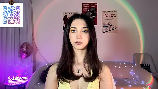 LinaMour online show from 5, 5, 2026