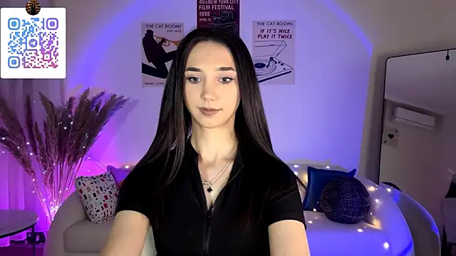 LinaMour online show from 5, 7, 2026