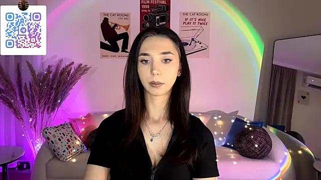 LinaMour online show from 17, 7, 2026
