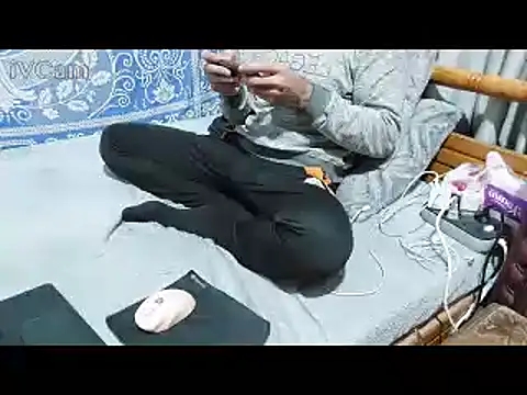 yazinyazin1 online show from 14, 3, 2026