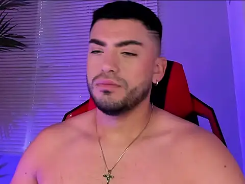 Snapshot of Alexander_Diiaz chatting on 9, 9, 2025 Alexander Diiaz online show from 9, 9, 2025