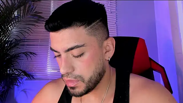 Snapshot of Alexander_Diiaz chatting on 26, 9, 2025 Alexander Diiaz online show from 26, 9, 2025