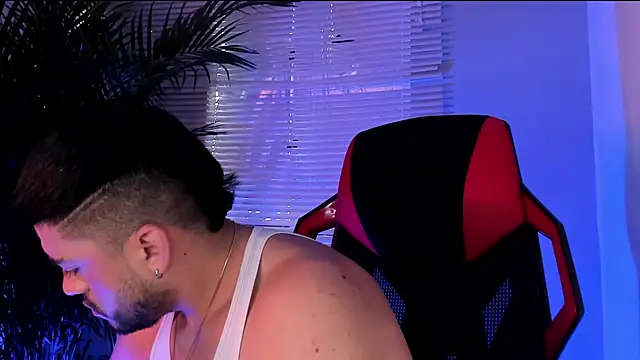 Snapshot of Alexander_Diiaz chatting on 27, 9, 2025 Alexander Diiaz online show from 27, 9, 2025