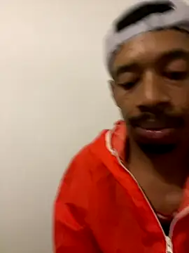 Snapshot of fitsexyman chatting on 2, 10, 2025 fitsexyman online show from 2, 10, 2025