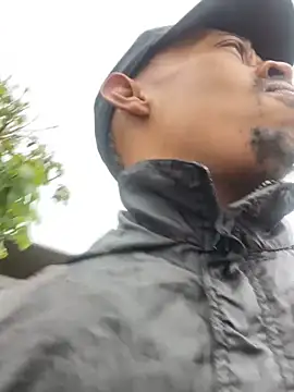 Snapshot of fitsexyman chatting on 22, 12, 2025 fitsexyman online show from 22, 12, 2025