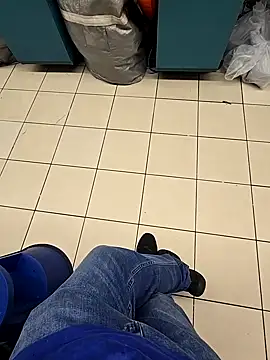 Snapshot of sisman31 chatting on 14, 9, 2025 sisman31 online show from 14, 9, 2025