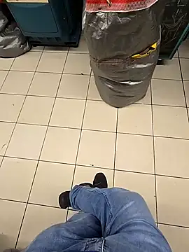 Snapshot of sisman31 chatting on 1, 10, 2025 sisman31 online show from 1, 10, 2025