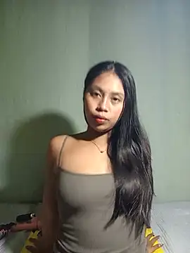 Snapshot of UrSweetAsianLady_02 chatting on 17, 7, 2026 UrSweetAsianLady 02 online show from 17, 7, 2026