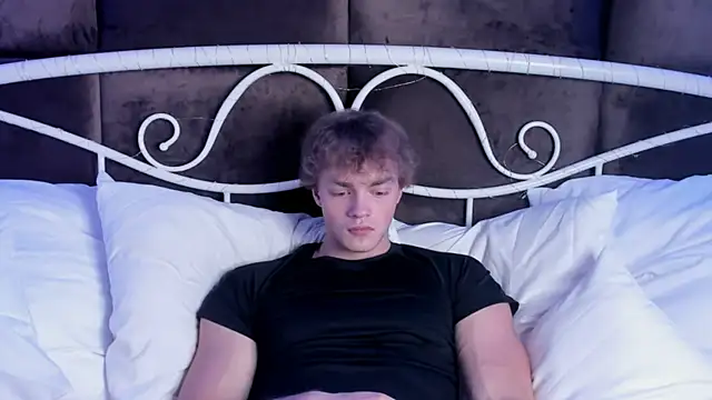 ChaseMuscular online show from 26, 9, 2025