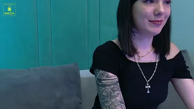 SupremeSiren online show from 17, 9, 2025