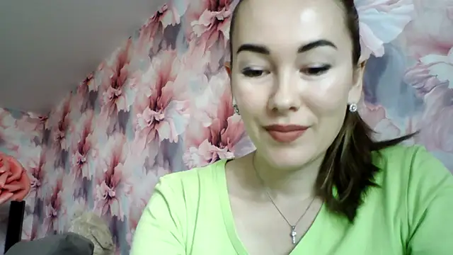 Sovaee online show from 5, 10, 2025