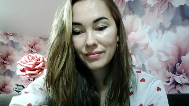 Sovaee online show from 5, 10, 2025