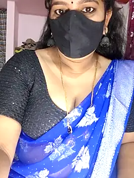 luci-queen online show from 18, 4, 2026