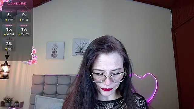  naomi s online show from 23, 6, 2026