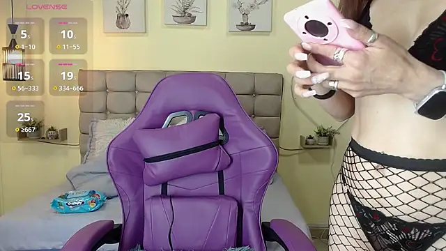  naomi s online show from 22, 7, 2026
