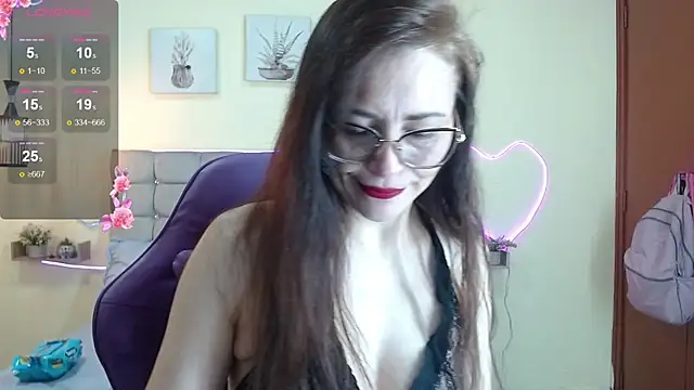  naomi s online show from 27, 7, 2026