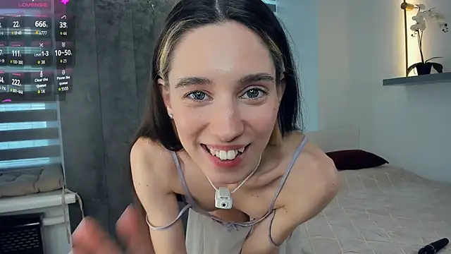 AntonettaTarring online show from 26, 6, 2026