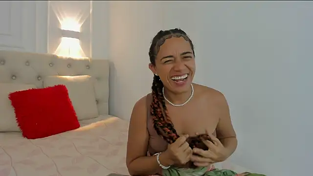 charlotte dante212 online show from 14, 7, 2026